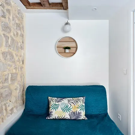 Beautiful Studio Apt In By Guestready *